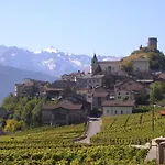 Chez Constance Saillon
