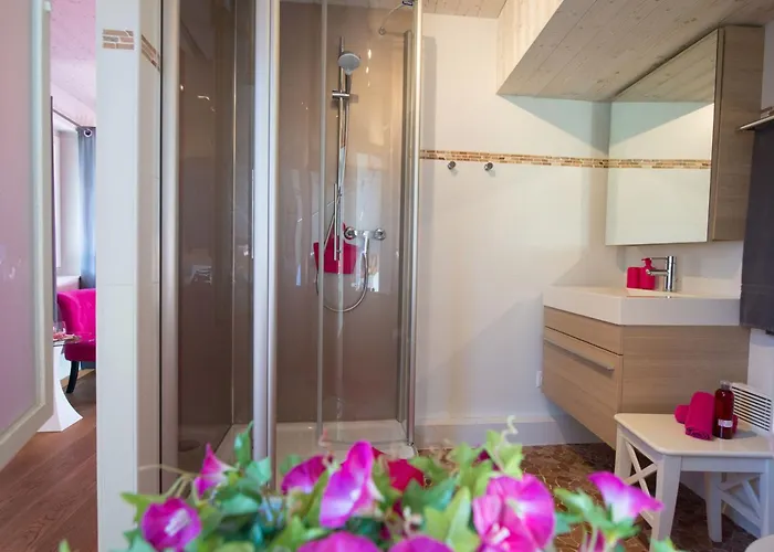 Chez Constance 여관 사이옹