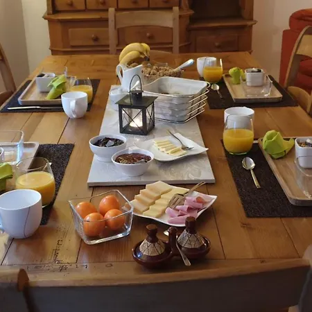 بيت ريفي Chez Constance سايلون